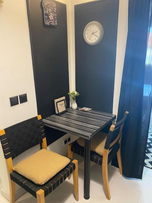 Lovely 1-Bedroom Apartament With Free Parking Sofia Ngoại thất bức ảnh